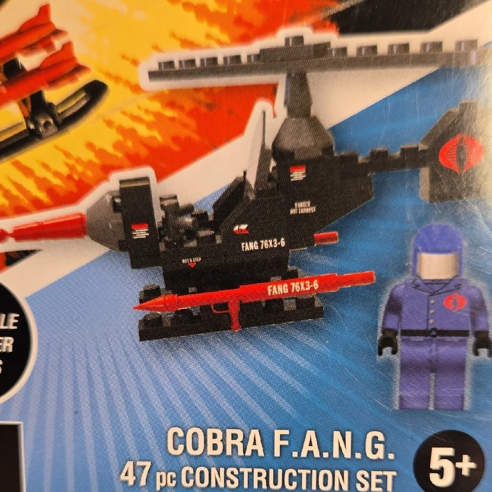 GI Joe Cobra FANG Construction Set Commander Figure 2021